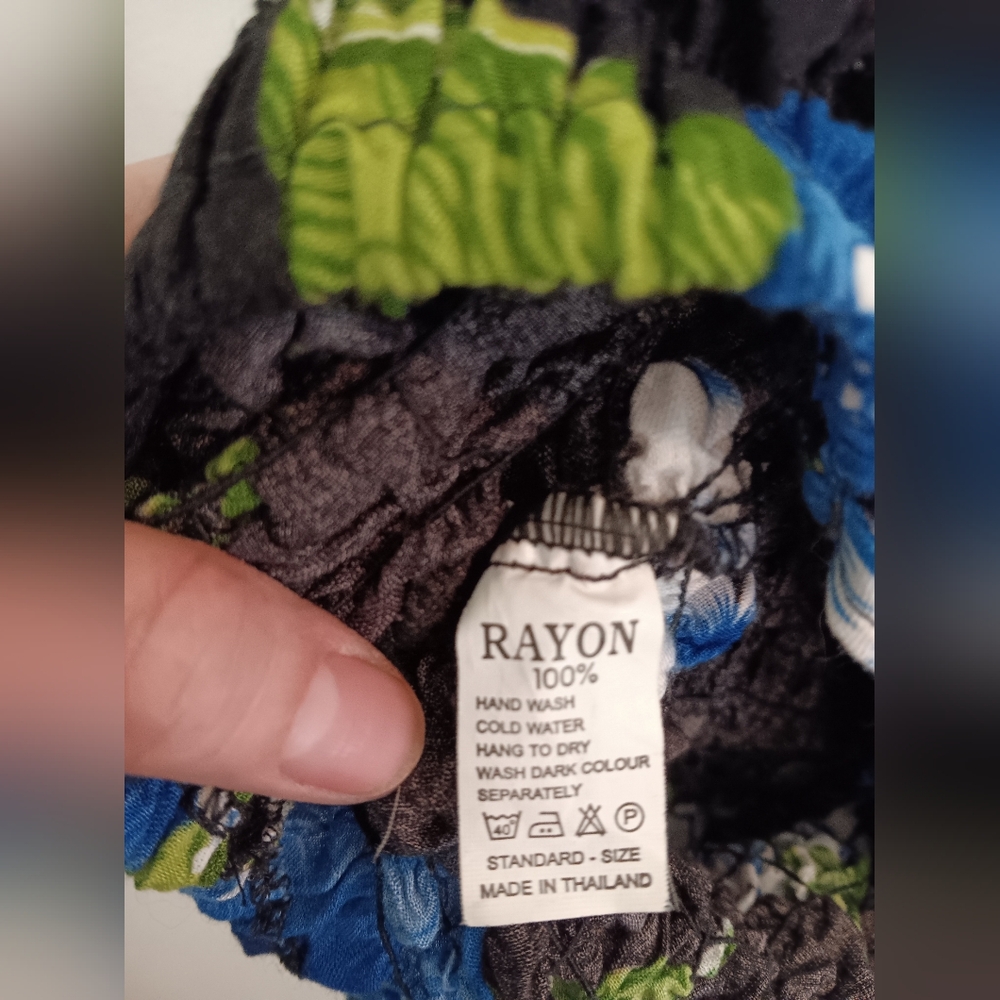 Rayon Hawaiin Flower Black Green and Blue Dress - Picture 5 of 5
